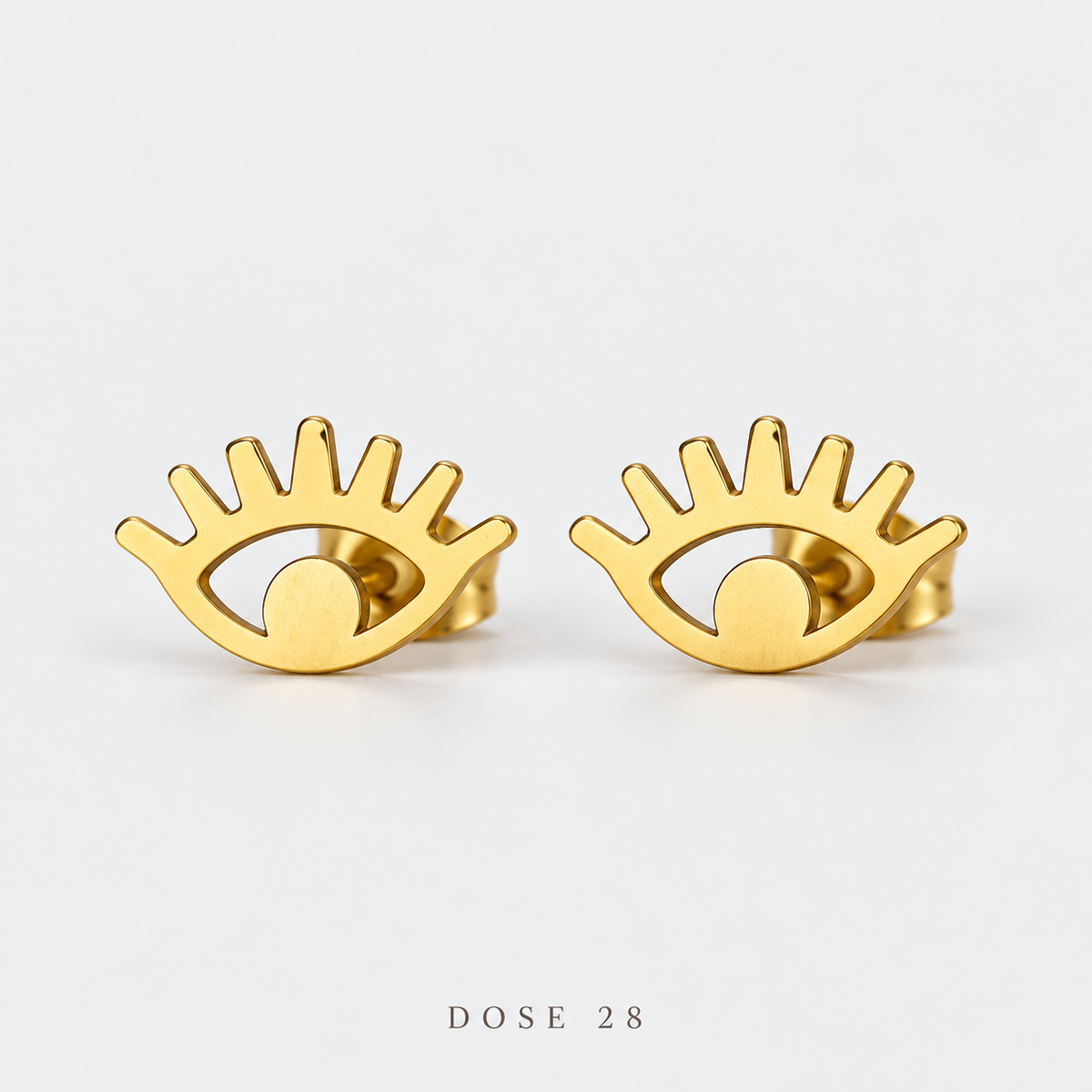 تراجي العين والرموش Gold-Tone Eye Stud Earrings