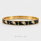 Black Teardrop Sparkle Bangle  سوارة القطرة السوداء المرصّعة