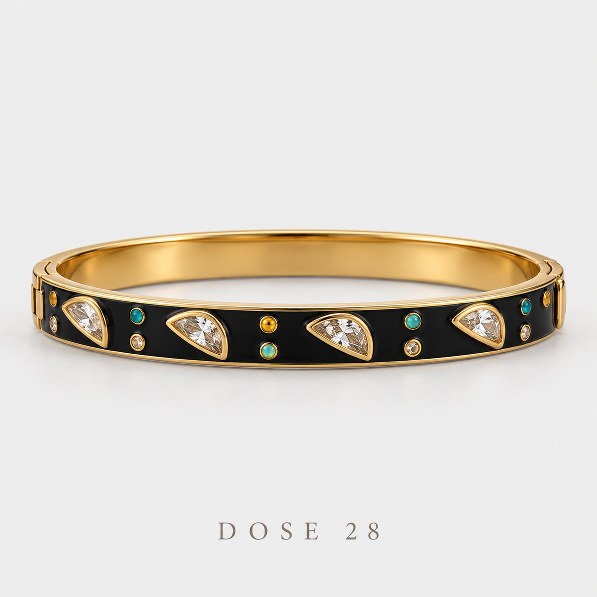 Black Teardrop Sparkle Bangle  سوارة القطرة السوداء المرصّعة