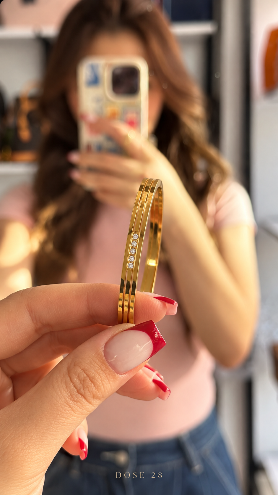 Gold-Tone Linear Sparkle Bangle  أسوارة الخطوط والفصوص الناعمة