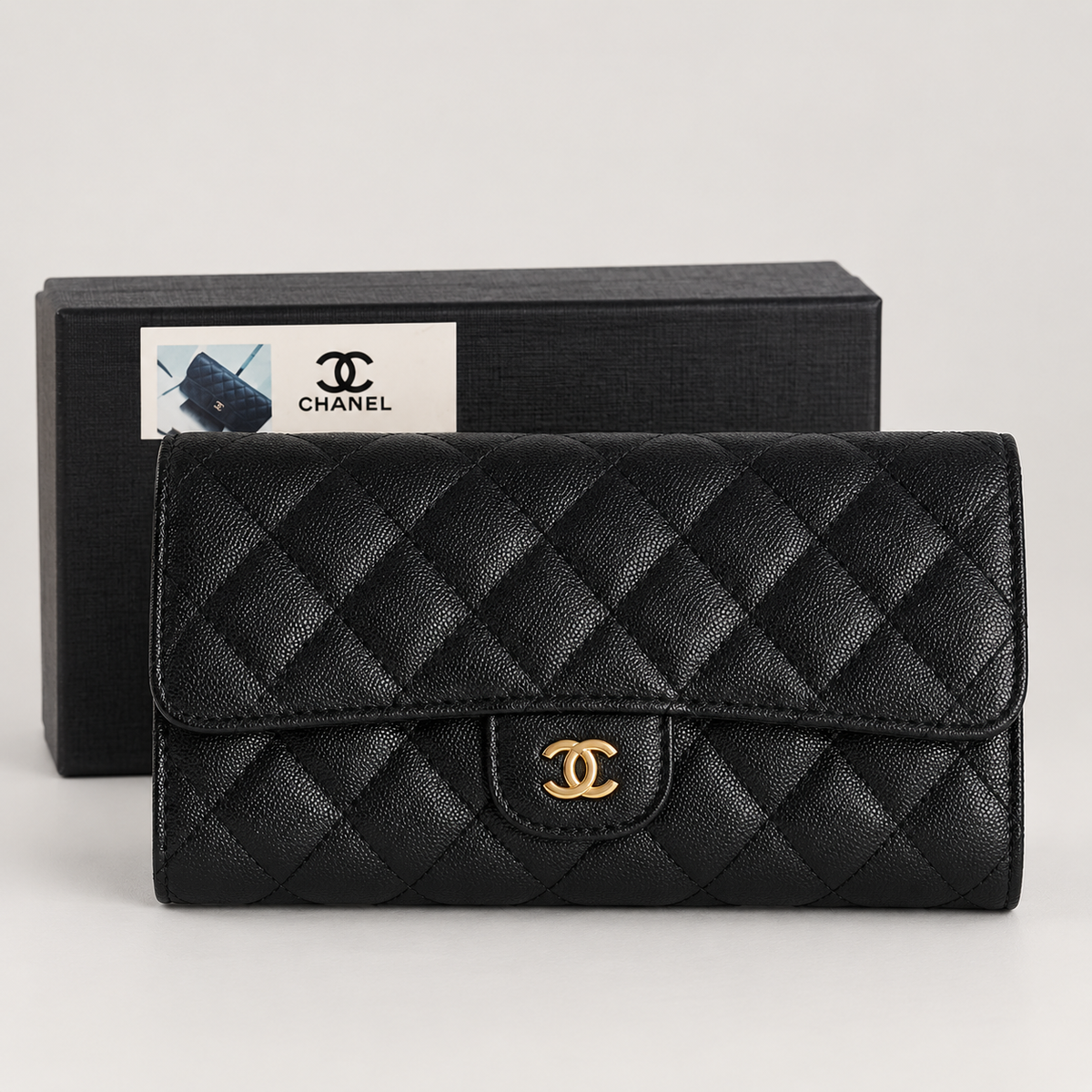 شانيل ميني أسود مبطّن – ٢٢ سم Chanel Black Mini Quilted Flap Bag – 22 cm
