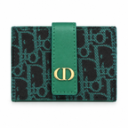 محفظة ديور مونوغرام صغيرة – أخضر زمردي  Dior Monogram Compact Wallet – Emerald Green