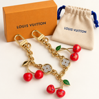 سلسلة جنطة LV بالكرز وورود الكريستال ✨

LV Cherry & Crystal Flower Bag Charm