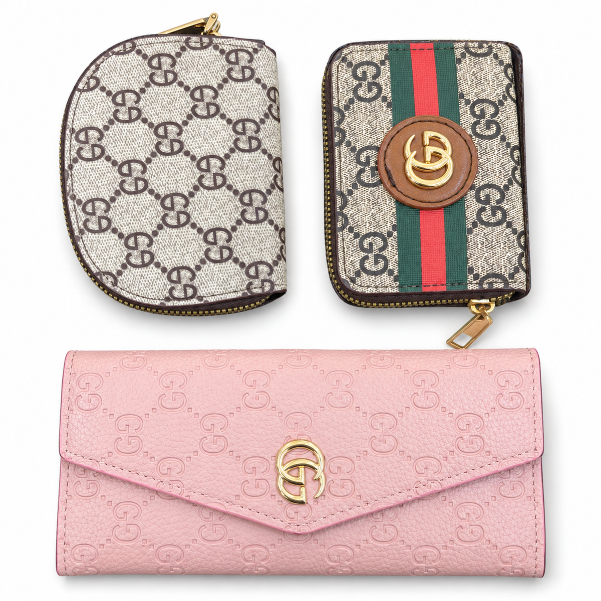 طقم محافظ غوتشي وردي وبيج — ٣ قطع
Gucci Pink & Beige Wallet Set — 3 Pieces