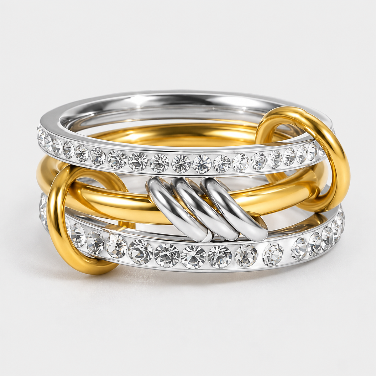 خاتم الحلقات المتداخلة بالذهبي والفضي
Gold & Silver-Tone Interlocking Ring