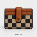 حافظة بطاقات مربعات أسود وبيج بتفاصيل بنية Black & Beige Checkered Cardholder with Tan Trim