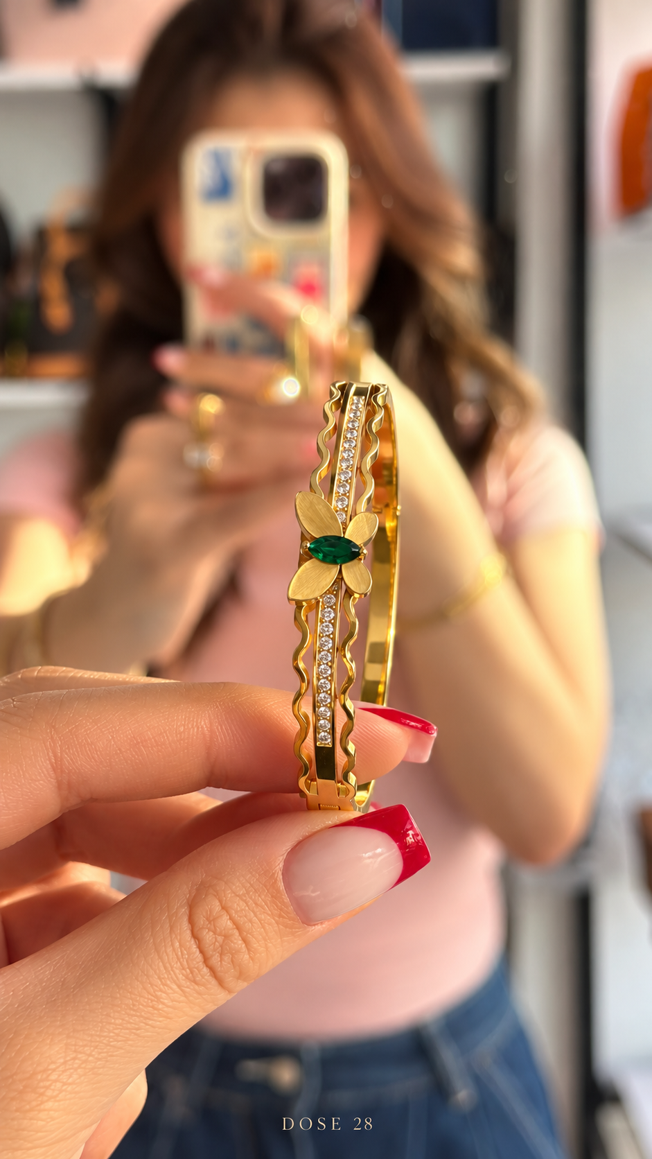 أسوارة الفراشة بالفص الأخضر   Green Butterfly Bracelet