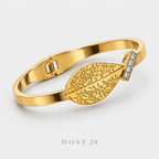 Gold-Tone Leaf Bracelet   أسوارة ورقة الشجر بلون ذهبي