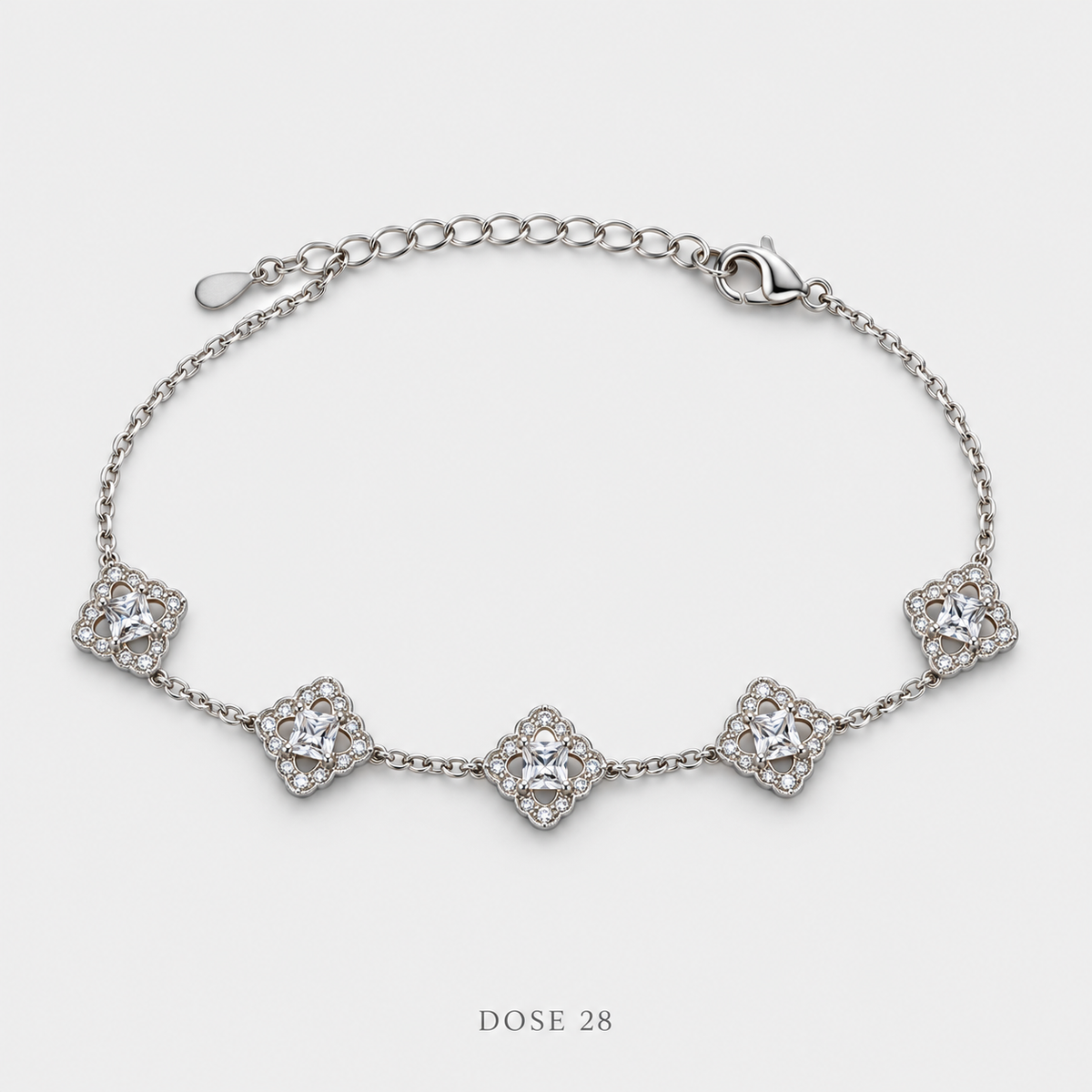 Five-Motif Sparkle Bracelet   سوار الزخارف الخمس المرصّعة