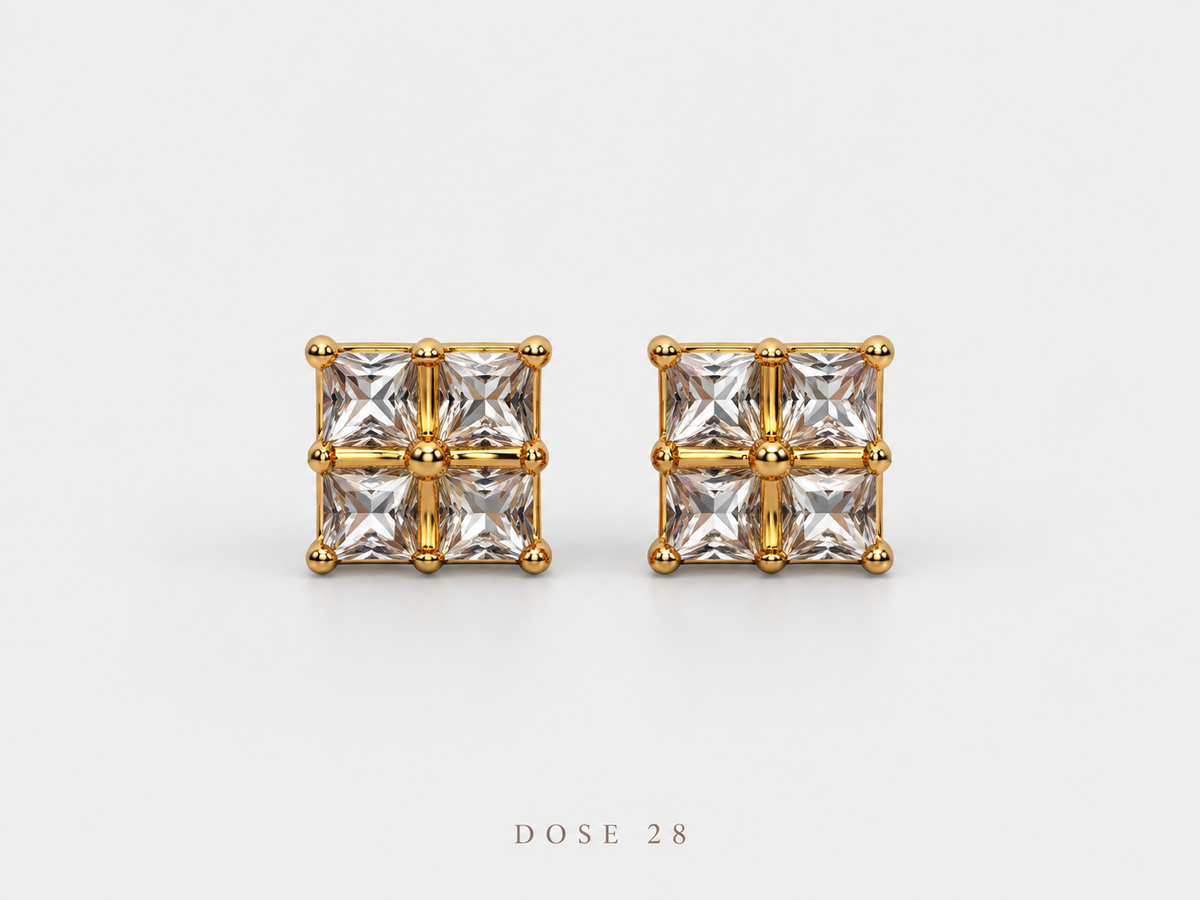 Four-Stone Square Stud Earrings تراجي المربعات الرباعية اللامعة