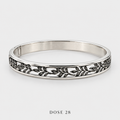 Silver-Tone Leaf Bangle أسوارة الأوراق الفضية